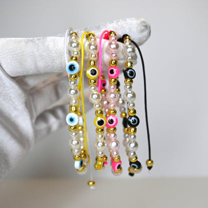 Pearly Eye Bracelet